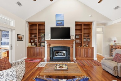 Gorgeous Lowcountry home located on true deep water in the - photo 14