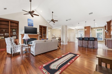 Gorgeous Lowcountry home located on true deep water in the - photo 15