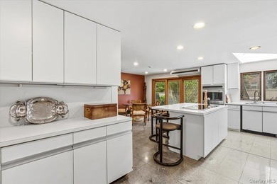 Welcome to this distinguished Mediterranean estate nestled in - photo 18