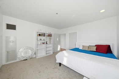 Perched on the 27th floor, this expansive one-bedroom, one-bath