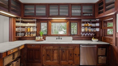 Turner Mill Inn, built in 1936, is one of the oldest ski - photo 9