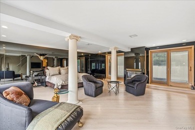 Welcome to this distinguished Mediterranean estate nestled in - photo 24