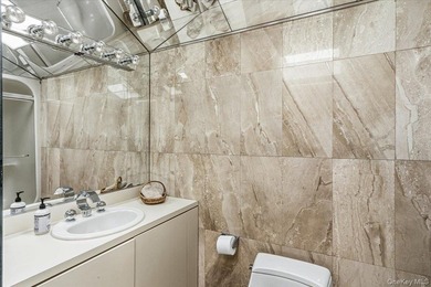 Welcome to this distinguished Mediterranean estate nestled in - photo 28