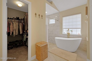Welcome to your own private Florida retreat in the heart of - photo 34
