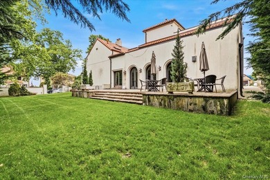 Welcome to this distinguished Mediterranean estate nestled in - photo 36