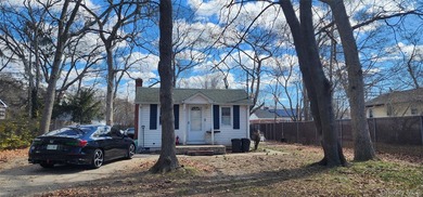 Investor Special!! Or great starter home! Being sold as is with - photo 1