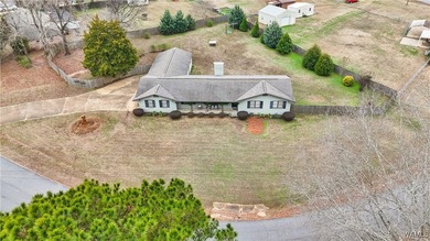 OPEN HOUSE April 19th from 2-4 pm! Enjoy space, comfort, and - photo 2