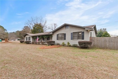 OPEN HOUSE April 19th from 2-4 pm! Enjoy space, comfort, and - photo 5