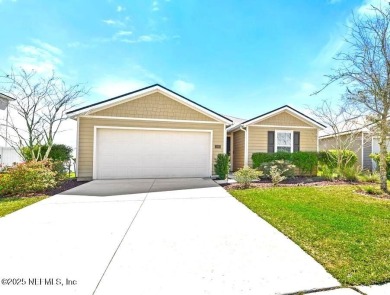 Lake Home For Sale in Jacksonville, Florida