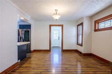 Welcome home to this charming 3-bedroom, 1.5-bath residence - photo 12