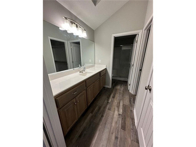 Welcome to easy, maintenance-free living in this beautiful 2 bed - photo 12