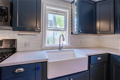 Welcome home to this charming 3-bedroom, 1.5-bath residence - photo 25