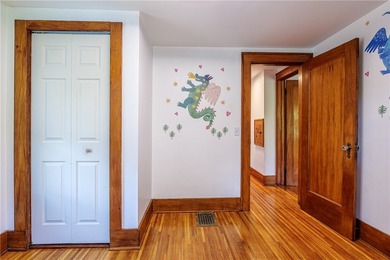 Welcome home to this charming 3-bedroom, 1.5-bath residence - photo 37