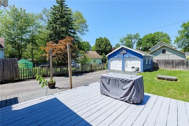 Welcome home to this charming 3-bedroom, 1.5-bath residence - photo 42