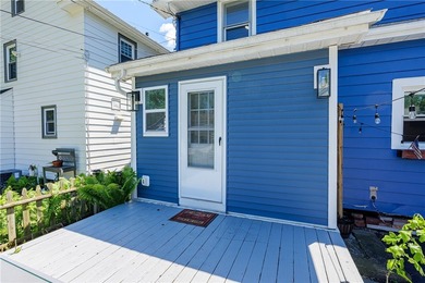 Welcome home to this charming 3-bedroom, 1.5-bath residence - photo 44