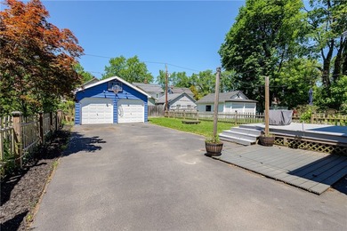 Welcome home to this charming 3-bedroom, 1.5-bath residence - photo 45