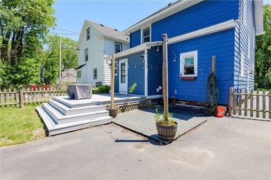 Welcome home to this charming 3-bedroom, 1.5-bath residence - photo 46