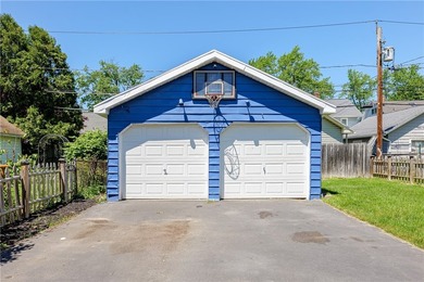 Welcome home to this charming 3-bedroom, 1.5-bath residence - photo 47
