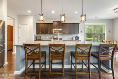 Beautifully maintained and move-in ready, this 4 BR, 3.5 BA - photo 11