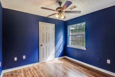 Investment opportunity on a quiet cul-de-sac-perfect for buyers - photo 15