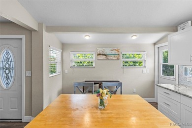 Welcome to Your Waterfront Escape. Nestled on a quiet cul-de-sac - photo 15