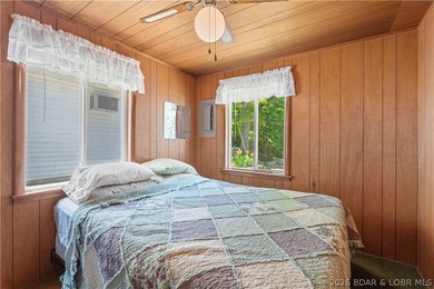 Tucked away on the sought-after Little Niangua Arm, this 3 bed - photo 21