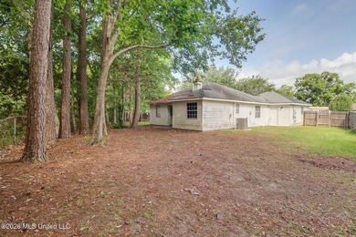 Investment opportunity on a quiet cul-de-sac-perfect for buyers - photo 24