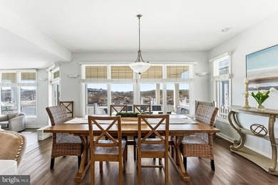 Oceanfront Southend location ' 5 bedrooms ' Covered private - photo 25