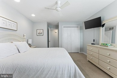 Oceanfront Southend location ' 5 bedrooms ' Covered private - photo 41