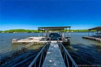 Tucked away on the sought-after Little Niangua Arm, this 3 bed - photo 45