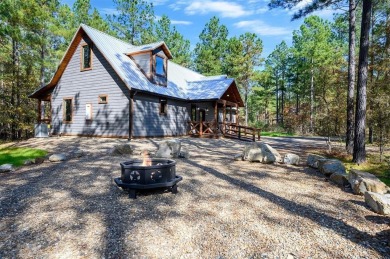 Stunning move-in ready & fully furnished Broken Bow cabin just