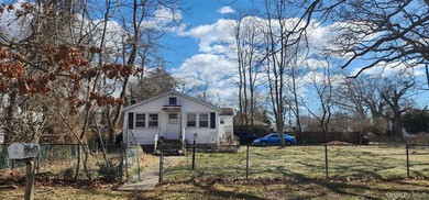 Calling All Investors! LOW Taxes! Current long term great tenant - photo 1