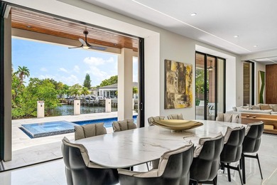 Completed in 2026, this Luxurious Deepwater Estate showcases 84' - photo 11