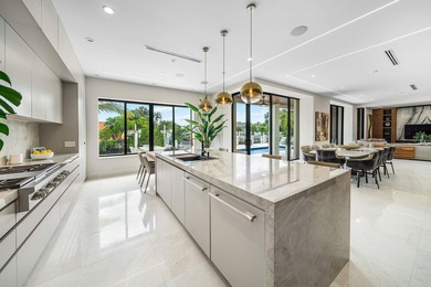 Completed in 2026, this Luxurious Deepwater Estate showcases 84' - photo 15