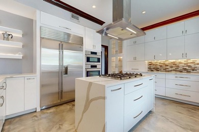 A taste of Palm Beach and old elegance in this massive river - photo 19