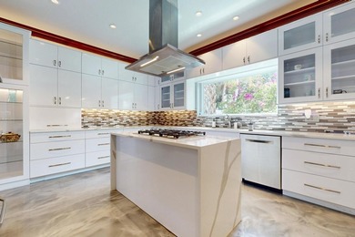 A taste of Palm Beach and old elegance in this massive river - photo 21