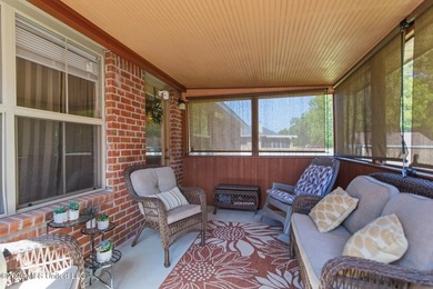 Move-in ready home in the heart of Ocean Springs! This 3-bedroom - photo 24