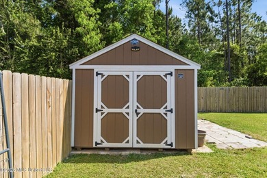 Move-in ready home in the heart of Ocean Springs! This 3-bedroom - photo 28