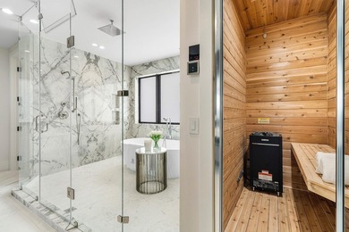 Completed in 2026, this Luxurious Deepwater Estate showcases 84' - photo 31