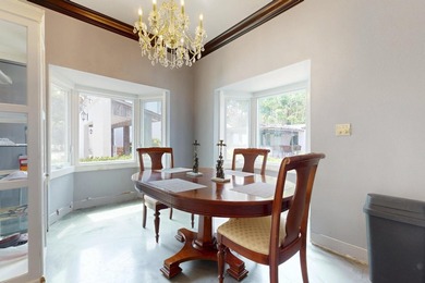 A taste of Palm Beach and old elegance in this massive river - photo 33