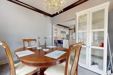 A taste of Palm Beach and old elegance in this massive river - photo 35