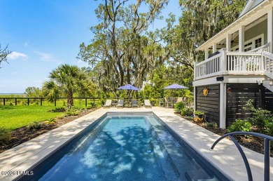 Custom Lowcountry living on the Beaufort River, impeccably - photo 37