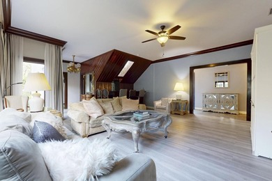 A taste of Palm Beach and old elegance in this massive river - photo 48