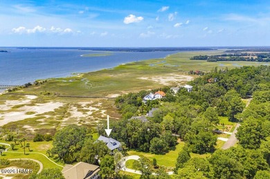 Custom Lowcountry living on the Beaufort River, impeccably - photo 50