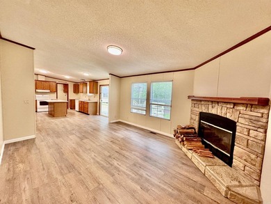 Well-manicured with room to grow! This beautiful home has 4 - photo 14