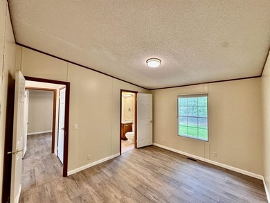 Well-manicured with room to grow! This beautiful home has 4 - photo 16