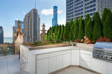 A rare turnkey 3 bedroom + den residence with one of the most - photo 6