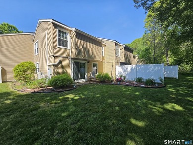 Location, Location, Location! Welcome to this beautifully - photo 20