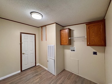 Well-manicured with room to grow! This beautiful home has 4 - photo 22