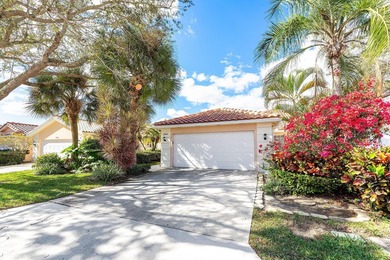 Immaculate two-bedroom, two-bath updated villa with a two-car - photo 29